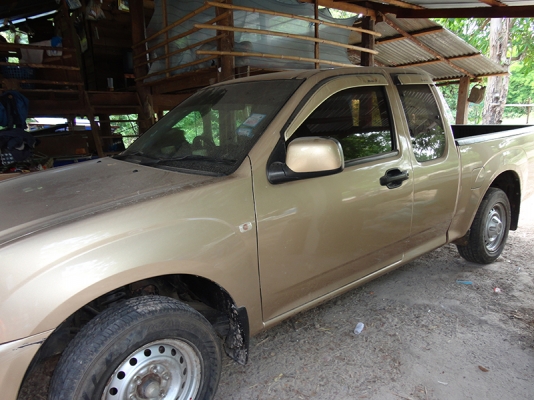 ด่วน ขายรถยนต์ ISUZU D-Max HI-LANDER 2.5 Ddi เกียร์คลัช ปี 2006