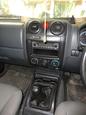 ด่วน ขายรถยนต์ ISUZU D-Max HI-LANDER 2.5 Ddi เกียร์คลัช ปี 2006