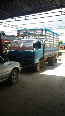 6 ล้อ KS วางหัว NPR ราคาถูกๆ