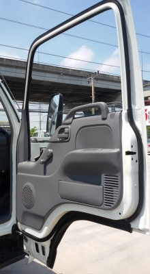 ขาย ISUZU NQR 175 แรงม้า ปี 2550 คอมมอนเรล ตู้ 4 บานยาว 5.5 เมตร สภาพสวยมาก ภายในหัวเก๋งสวย เบาะสะอา