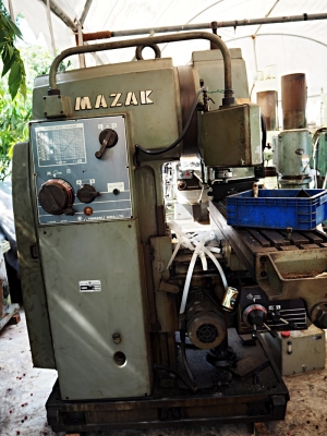 ขายเครื่องมิลลิ่งปาด MAZAK M-800 ขายเครื่องมิลลิ่งปาด MAZAK M-800