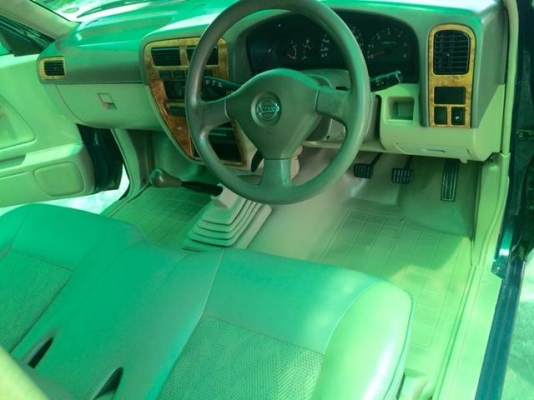 นิสสัน ฟอร์นเทียร ตอนเดียว พร้อมใช้ครับ