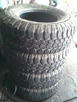 Maxxis Bighorn 285/75/16 ปี09 สภาพดี 1ชุด