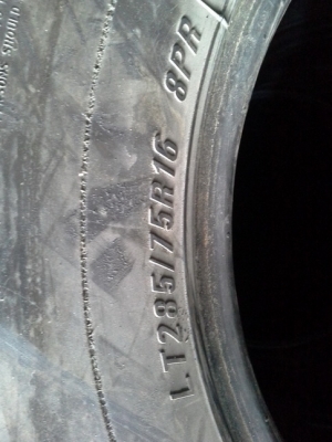 Maxxis Bighorn 285/75/16 ปี09 สภาพดี 1ชุด