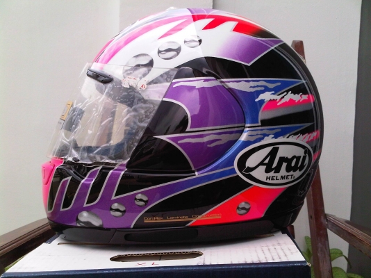 หมวกเก็บสะสม Arai Quantum/e หมวกเก็บสะสม Arai Quantum/e