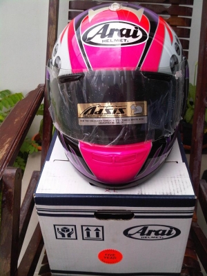 หมวกเก็บสะสม Arai Quantum/e