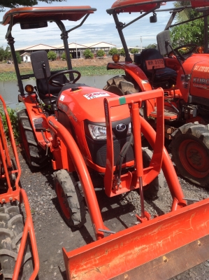 ขายรถแทรกเตอร์ คูโบต้ามือสอง ราคาถูก ขายรถแทรกเตอร์ คูโบต้ามือสอง ราคาถูก