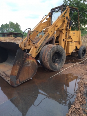 รถตักล้อยาง KOMATSU SD 23-1 สภาพเดิมๆ เครื่องแน่น ตรวจเช็คแล้วพร้อมใช้งาน มีเอกสาร