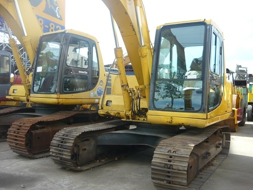 รถขุด Komatsu PC120-6ZE เพิ่งเหยียบถึงไทย รถเก่านอก นำเข้าจากญี่ปุ่น สภาพเดิมๆ