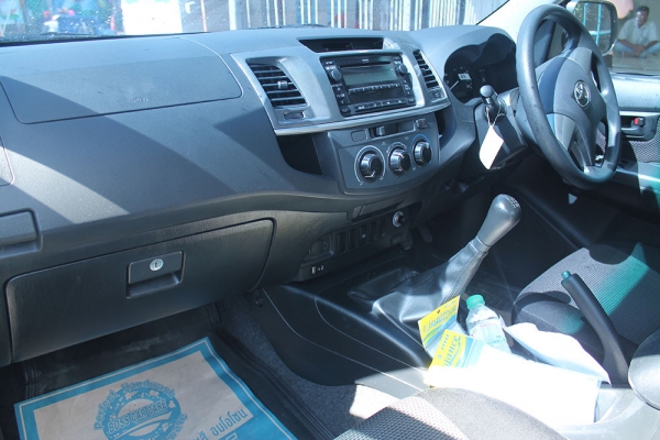 ขายรถ TOYOTA Vigo Champ เจ้าของขายเอง ขายรถ TOYOTA Vigo Champ เจ้าของขายเอง