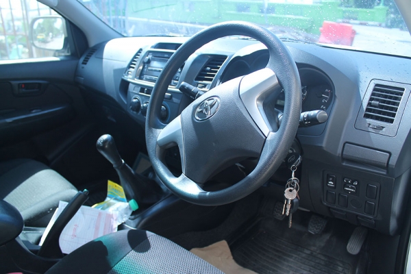 ขายรถ TOYOTA Vigo Champ เจ้าของขายเอง ขายรถ TOYOTA Vigo Champ เจ้าของขายเอง