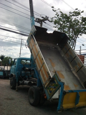 ISUZU 6ล้อดั๊ม พร้อมเครน 5เหลี่ยม (ท้องV) ช่วงล่างF หน้า-หลัง ขาย 290,000 บาท (ศุภากร 081-4252943)