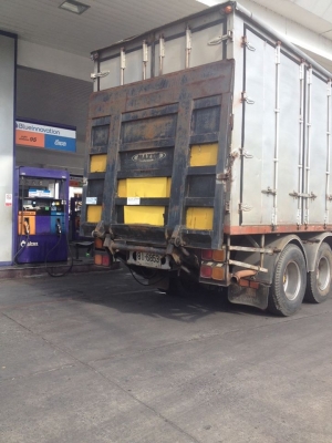 ขายด่วน!!! สิบล้อเพลาเดียวตู้แห้ง