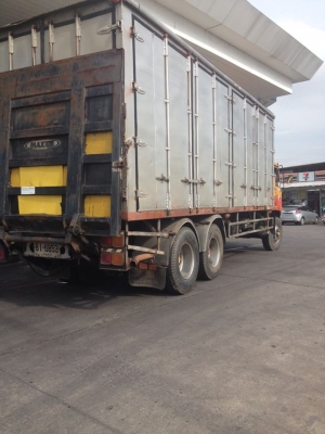 ขายด่วน!!! สิบล้อเพลาเดียวตู้แห้ง