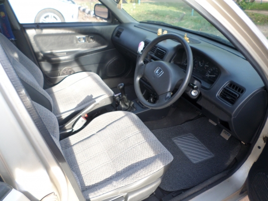 ขายHONDA City 1.3cc หัวฉีด พวงมาลัยพาเวอร์ กระจกไฟฟ้า เซนทรัลล็อค แอร์เย็นจัด เครื่องเล่นชีดี+USB ล้อแม๊กยางดี4เส้นภาษีเต็มเอกสารพร้อมโอน สีบรอนทอง รถปลายปี 39 ขับดี เครื่องดีประหยัดน้ำมันสุดๆรถเดิมๆรถไม่เคยติดแก๊ส ภายในเดิมสวย รถบ้านเเท้ๆ เจ้าของเดิมเป็น