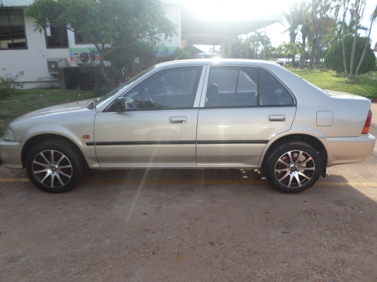 ขายHONDA City 1.3cc หัวฉีด พวงมาลัยพาเวอร์ กระจกไฟฟ้า เซนทรัลล็อค แอร์เย็นจัด เครื่องเล่นชีดี+USB ล้อแม๊กยางดี4เส้นภาษีเต็มเอกสารพร้อมโอน สีบรอนทอง รถปลายปี 39 ขับดี เครื่องดีประหยัดน้ำมันสุดๆรถเดิมๆรถไม่เคยติดแก๊ส ภายในเดิมสวย รถบ้านเเท้ๆ เจ้าของเดิมเป็น