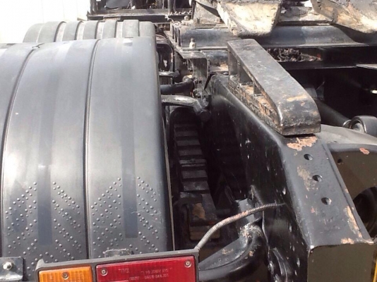 ขายยรถบรรทุกสิบล้อหัวลากสภาพพร้อมใช้งานคับ