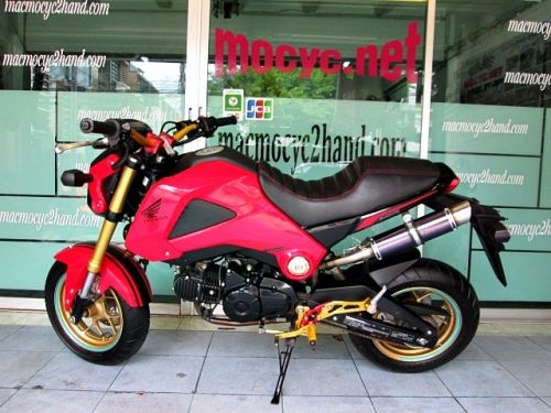 msx สีแดง ตัวใหม่แมกซ์สีทอง คันนี้แต่งเท่ ด้วยท่อคู่ เกียโยง เครื่องเดิม รถเดือน กรกฎาคม ปี 57  แถม 4 รายการ 56900