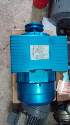 ขาย !!มอเตอร์3แรง220v.ของจีน พร้อมใช้งาน (ของใหม่) รอบ2880