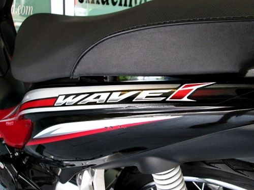 wawe 110 i สีแดง ลายใหม่ล่าสุดปี 58 รถเดือน ม ค. ปี 58 ไมล์น้อย 9 ร้อยโลเท่านั้น แถม 4 รายการ 31900