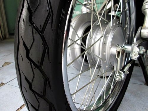 wawe 110 i สีแดง ลายใหม่ล่าสุดปี 58 รถเดือน ม ค. ปี 58 ไมล์น้อย 9 ร้อยโลเท่านั้น แถม 4 รายการ 31900