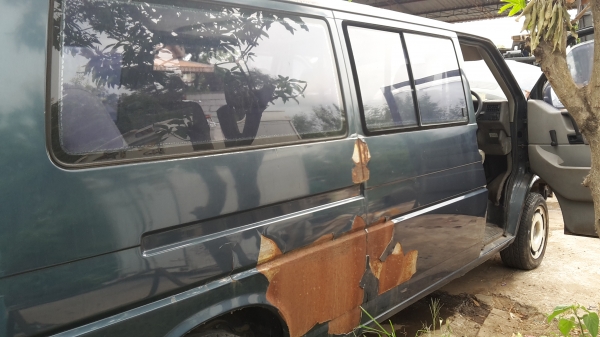 ขายรถโฟล์คไม่มีทะเบียนสภาพสวยตามรูป เครื่องเกียร์มีแต่ขาดปั๊มติ๊กลูกลอยถังน้ำมันเครื่องไม่เคยดมแก๊ส(ไม่มีทะเบียน)ขายเอาไปทำที่นอนหรือร้านทำอะไหล่ครับ ขาย 45000 บาทเท่านั้น