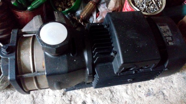 ขาย !! ปั้มน้ำหอยโข่ง กุนด์ฟรอส 2ใบพัด ขนาด 3HP.380V.