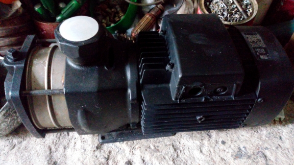 ขาย !! ปั้มน้ำหอยโข่ง กุนด์ฟรอส 2ใบพัด ขนาด 3HP.380V.