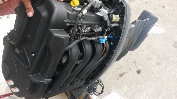 ขายเรือ21ฟุตครึ่งเป็นเรือนำเข้าครับ มีซาวเดอร์ดูปลาติดเรือมา มีห้องปลาเป็น เครื่องยามาฮ่า80แรง รุ่นใหม่4จังหวะ ใช้งานไม่กี่ครั้งเป็นเรือ2ชั้นครับ ขาย 385000 บาท พร้อมเทเลอร์ครับ