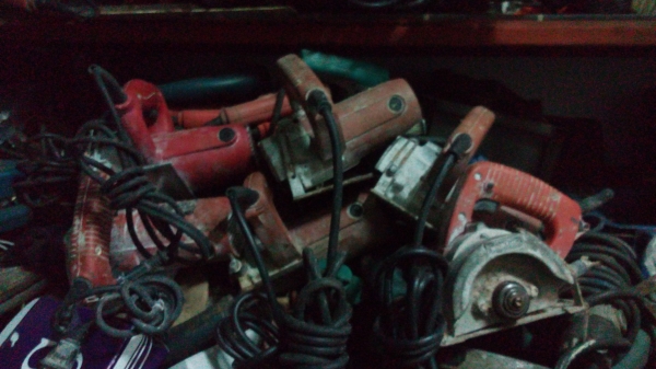 ขาย !! ตัวตัดกระเบื้อง4" MAKTECรุ่นMT 410 พร้อมใช้งาน