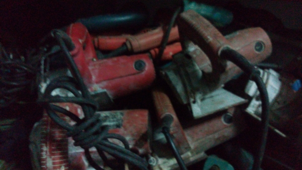 ขาย !! ตัวตัดกระเบื้อง4" MAKTECรุ่นMT 410 พร้อมใช้งาน