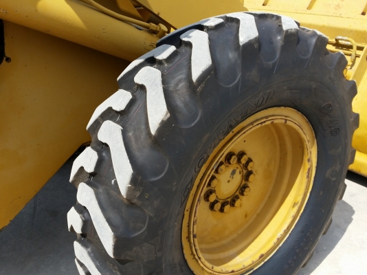 ขายรถตักล้อยาง มาใหม่ 515B ยี่ห้อ DRESSER รถเก่านอก ไม่เคยใช้งานในไทย