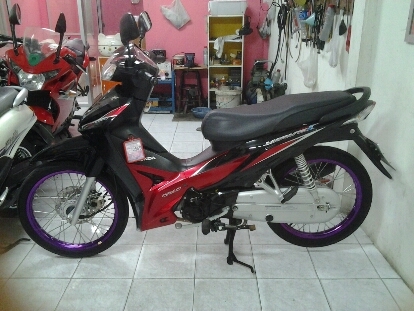 เวฟ110iตาทเท้าปี54