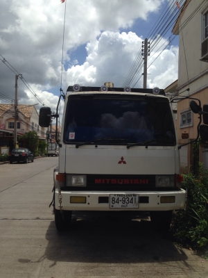 ขายบรรทุกหกล้อ MITSUBISHI FUSO ปี 45 ติดเครน TANADO 3 TON 4 ปลอก เครื่อง 195 แรงม้า