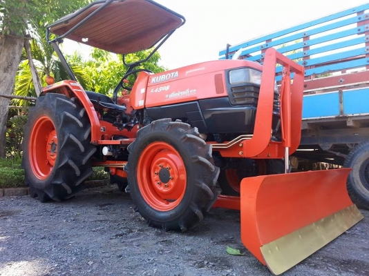 คูโบต้า L4508 4 WD 2 เพลา พร้อมใบมีดดันหน้า