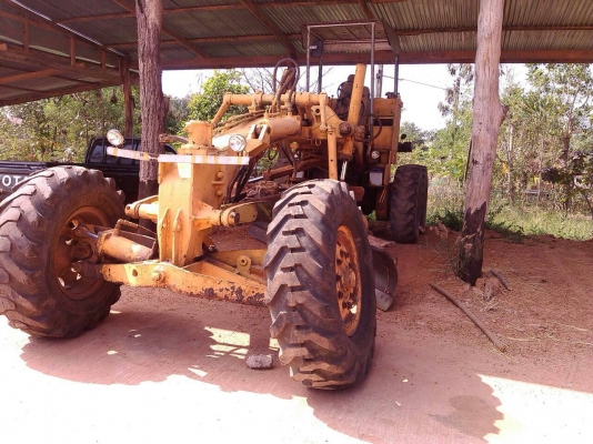 ขายถูกรถเกรด KOMATSU GD 37 สภาพพร้อมใช้เครื่องเดิมเกียร์เดิมเอกสารใบสัญญาซื้อขาย ขายถูกรถเกรด KOMATSU GD 37 สภาพพร้อมใช้เครื่องเดิมเกียร์เดิมเอกสารใบสัญญาซื้อขาย