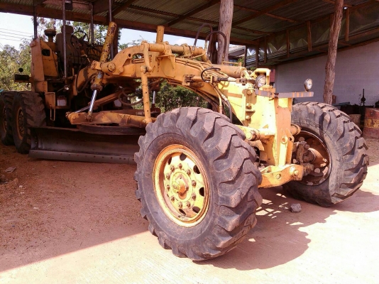 ขายถูกรถเกรด KOMATSU GD 37 สภาพพร้อมใช้เครื่องเดิมเกียร์เดิมเอกสารใบสัญญาซื้อขาย ขายถูกรถเกรด KOMATSU GD 37 สภาพพร้อมใช้เครื่องเดิมเกียร์เดิมเอกสารใบสัญญาซื้อขาย