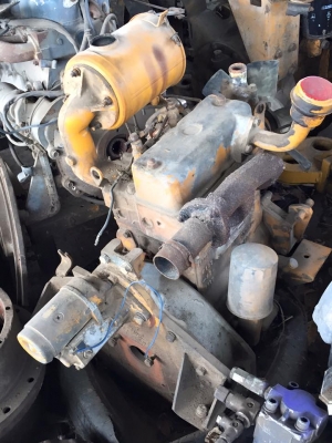 เครื่อง 2D94-2 komatsu เก่านอก