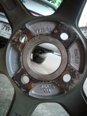 ล้อพร้อมยางสภาพดี