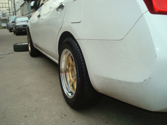 ล้อพร้อมยางสภาพดี