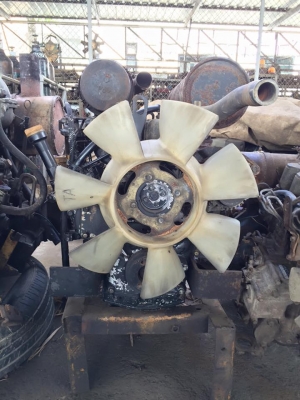 เครื่อง 4D88E komatsu เก่านอก เครื่อง 4D88E komatsu เก่านอก