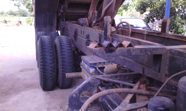 MITSUBISHI  MMTFN527EVC ยูโรวัน 225 แรงม้า กระบะสามมิตร สวยๆ ปี44