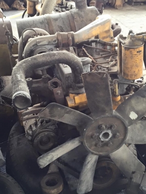 เครื่อง 4D95L komatsu เก่าใน เครื่อง 4D95L komatsu เก่าใน