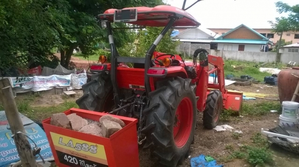 ขายรถไถ KUBOTA L4708 สภาพใหม่ป้ายแดง ใช้งานแค่ 700 ชั่วโมง อุปกรณ์บุ้งกี๋ตักหินทราย เอกสารสัญญาซื้อขาย ขายรถไถ KUBOTA L4708 สภาพใหม่ป้ายแดง ใช้งานแค่ 700 ชั่วโมง อุปกรณ์บุ้งกี๋ตักหินทราย เอกสารสัญญาซื้อขาย