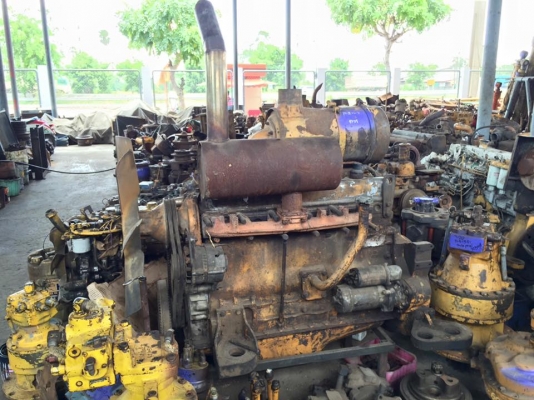 เครื่อง 6D150 Komatsu เก่าใน