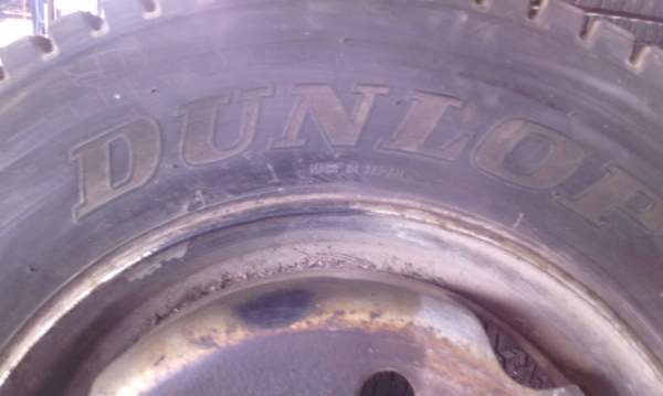 ยาง พร้อมกะทะ 245/70R19.5 สวยๆ