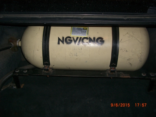 NISSAN SUNNY SALOON น้ำมัน+NGV ปี 2000 สภาพดีมากตรวจเช็คมีใบรับประกัน NISSAN SUNNY SALOON น้ำมัน+NGV ปี 2000 สภาพดีมากตรวจเช็คมีใบรับประกัน