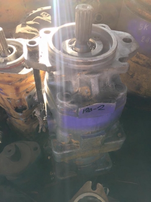 ปั๊มไฮดรอลิก pc120-2 เก่าใน ปั๊มไฮดรอลิก pc120-2 เก่าใน