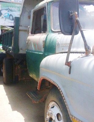 ISUZU TX 165 HP 6BD1 รถหัวยาวหกล้อดั๊มพ์ ช่วงล่างใหญ่ชุดเฟืองท้ายของ NISSAN UD กระบะดั๊มพ์เหล็ก 6 ตันความยาว 3.80 เมตรสภาพดีพร้อมบรรทุกหนักได้เลย เครื่องยนต์แรงดีไม่มีเยิ้ม หัวเก๋งประตูเหล็กภายในคอนโซลสวยครบ พวงมาลัยเพาเวอร์ ช่วงล่างแน่นคัชซีไม่บวม ยาง 9.