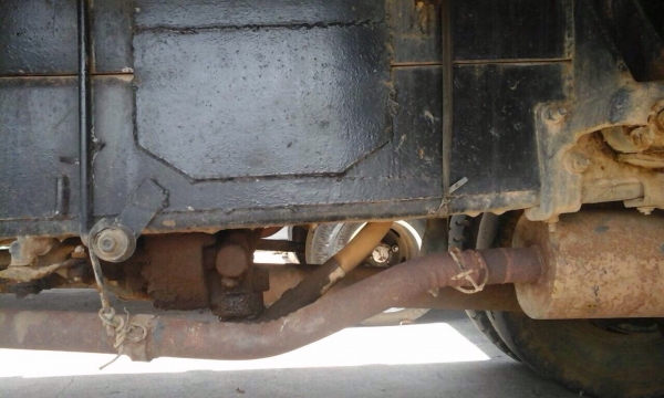 ISUZU TX 165 HP 6BD1 รถหัวยาวหกล้อดั๊มพ์ ช่วงล่างใหญ่ชุดเฟืองท้ายของ NISSAN UD กระบะดั๊มพ์เหล็ก 6 ตันความยาว 3.80 เมตรสภาพดีพร้อมบรรทุกหนักได้เลย เครื่องยนต์แรงดีไม่มีเยิ้ม หัวเก๋งประตูเหล็กภายในคอนโซลสวยครบ พวงมาลัยเพาเวอร์ ช่วงล่างแน่นคัชซีไม่บวม ยาง 9.